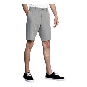 RVCA NWT Hybrid Short Size 38 Classic Length 20”